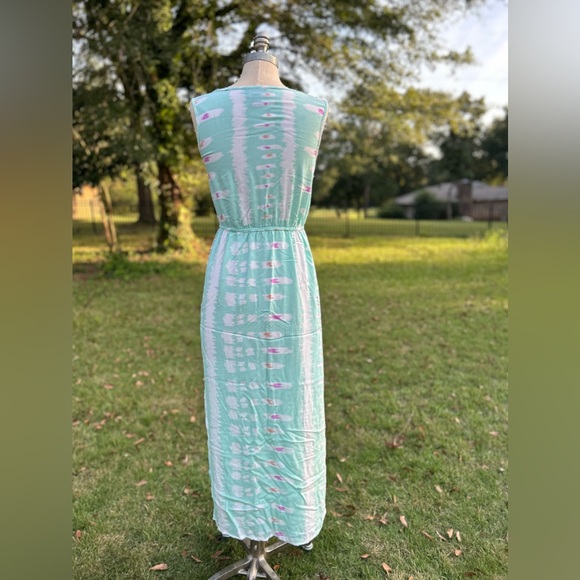 Vintage y2k Angie Maxi Dress with Peekaboo Keyhole Waist - Picture 2 of 4